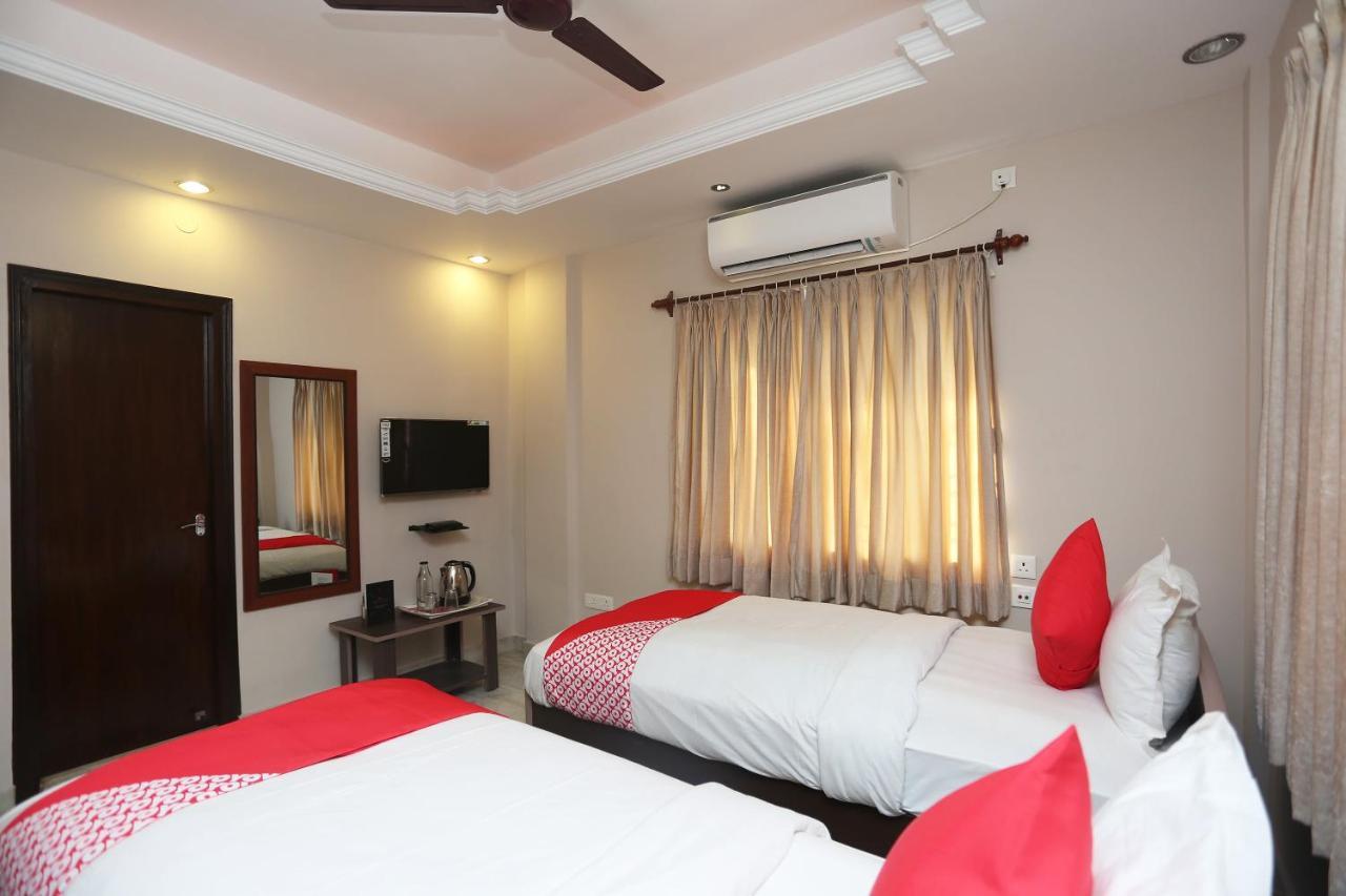 Oyo 19855 B S Guest House Jādabpur 外观 照片